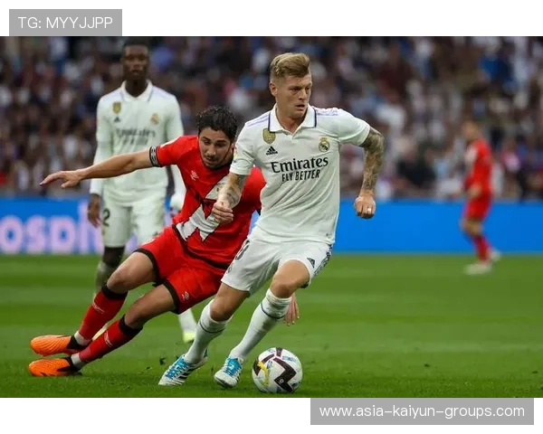 欧冠夜的戏剧性注定成为球迷谈资与回忆