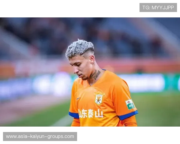 鲁能五外援共迎中超谢幕战，老将情怀引球迷狂热