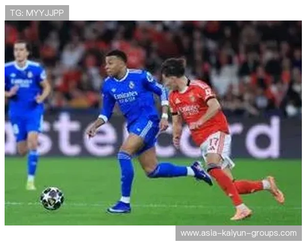 维尼修斯小角度推射入网，皇家马德里看台沸腾